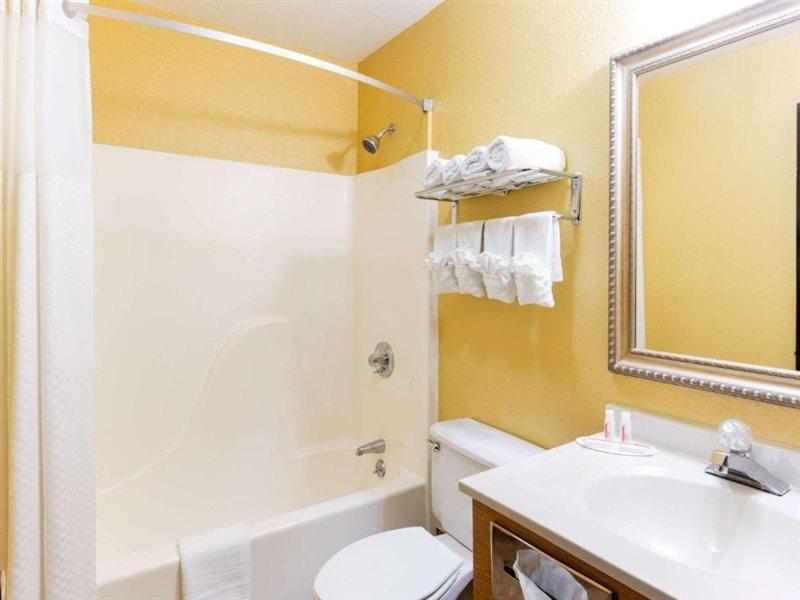 ซูเปอร์ 8 บาย วินด์แฮม ริชมอนด์ Hotel ภายนอก รูปภาพ