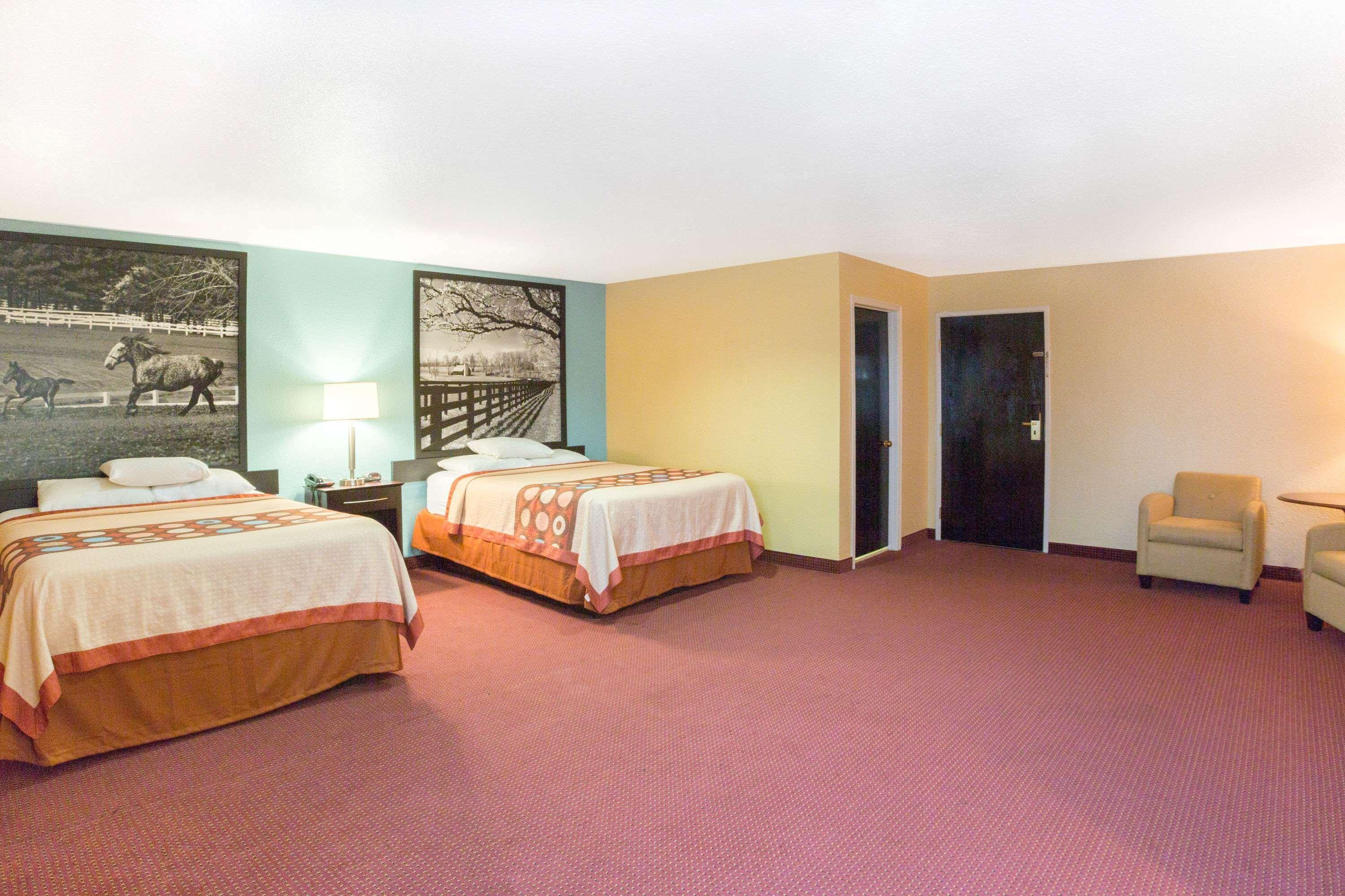ซูเปอร์ 8 บาย วินด์แฮม ริชมอนด์ Hotel ภายนอก รูปภาพ